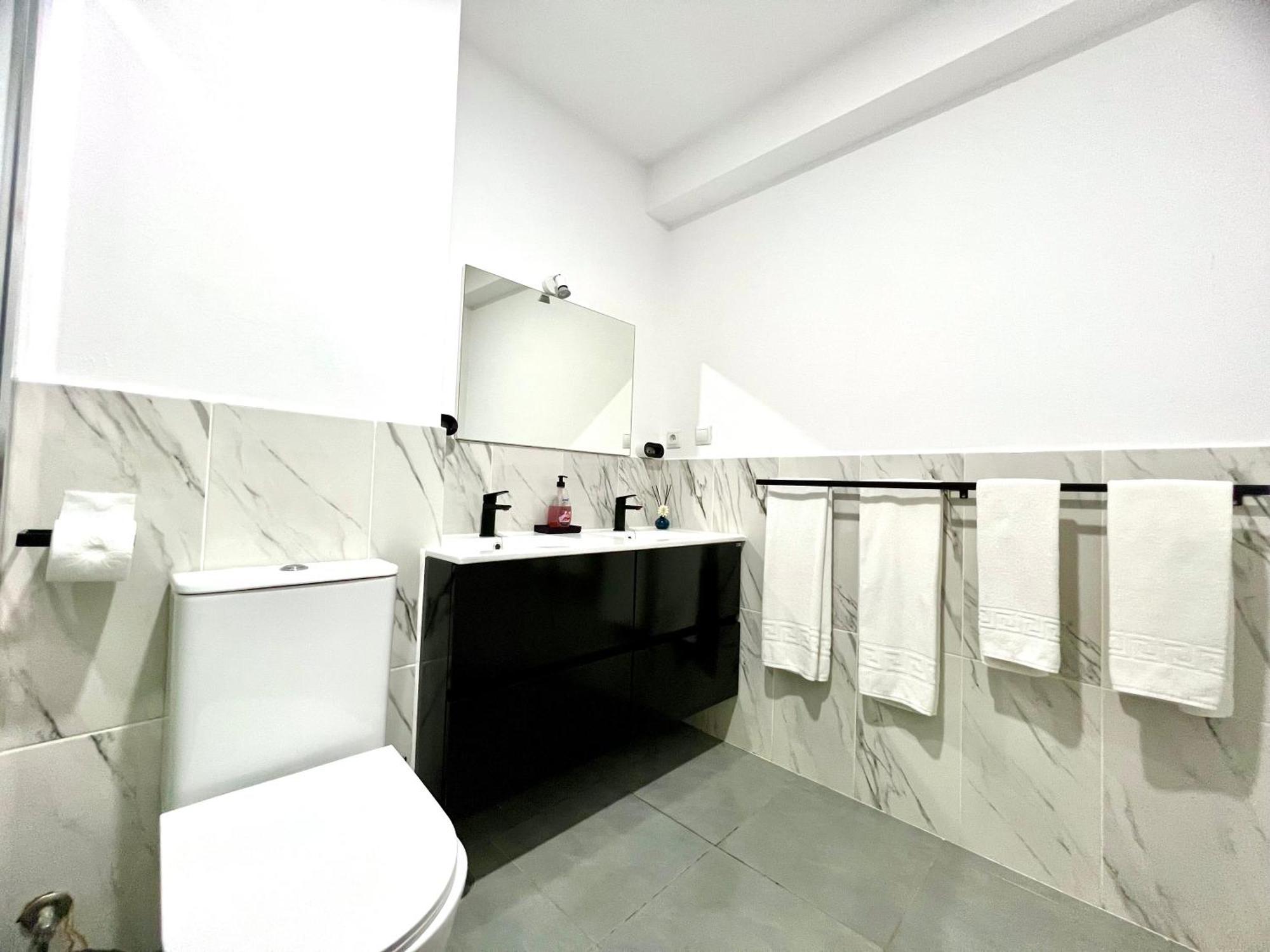 Animos! Apartments - 10 Modern Apartments Near The City & Beach, Perfect For Nomads, Travellers, Families, Watersports! Santa Maria Exterior foto