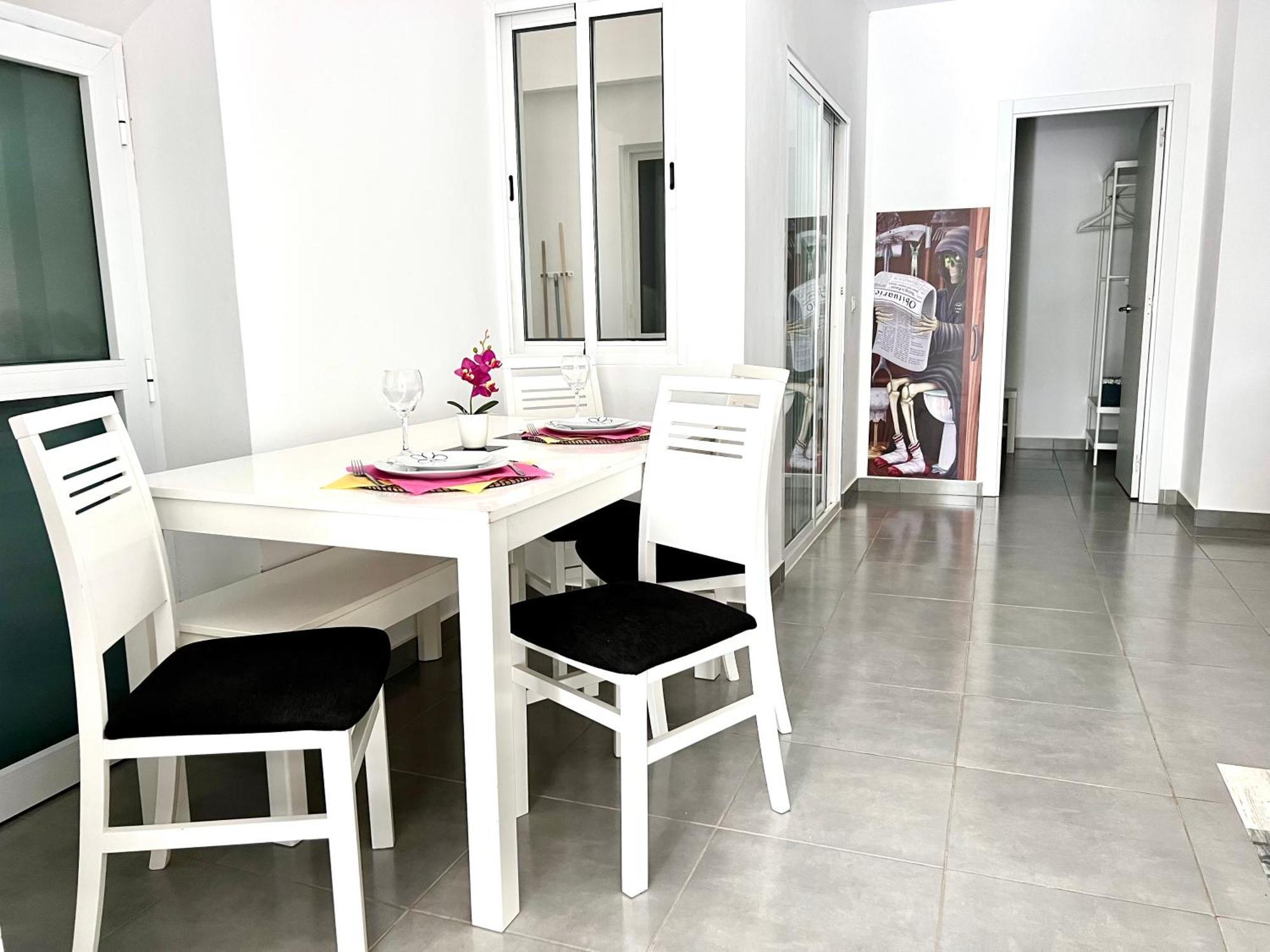 Animos! Apartments - 10 Modern Apartments Near The City & Beach, Perfect For Nomads, Travellers, Families, Watersports! Santa Maria Exterior foto