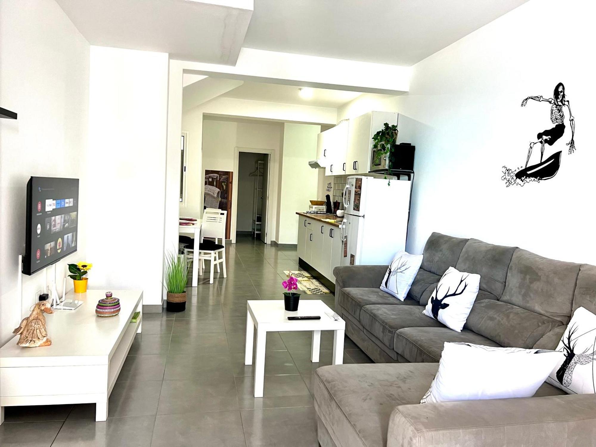 Animos! Apartments - 10 Modern Apartments Near The City & Beach, Perfect For Nomads, Travellers, Families, Watersports! Santa Maria Exterior foto