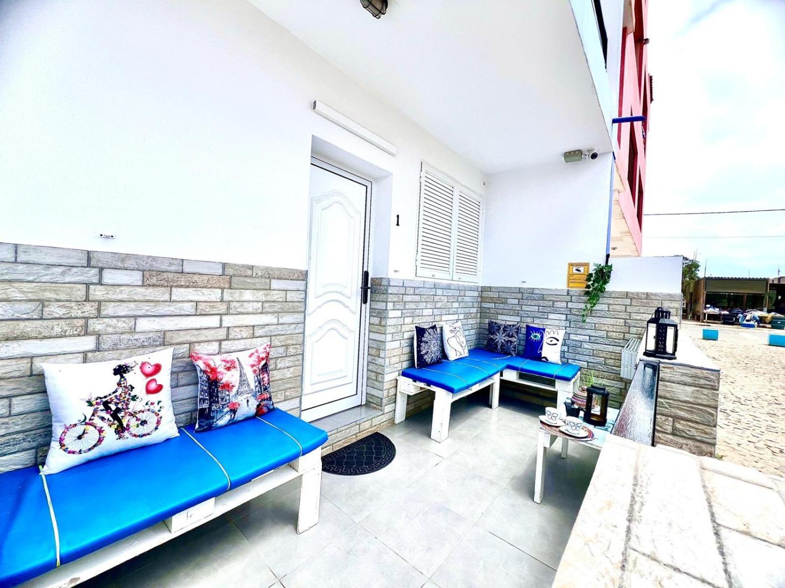 Animos! Apartments - 10 Modern Apartments Near The City & Beach, Perfect For Nomads, Travellers, Families, Watersports! Santa Maria Exterior foto